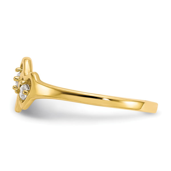 10KT Yellow Gold Cubic Zirconia Heart Ring. Size 6