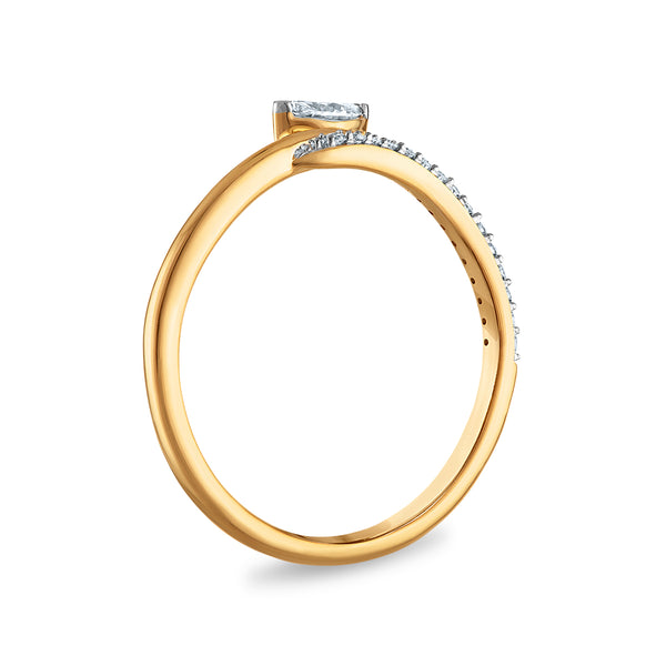 White Diamond Fashion Ring in 10KT Gold