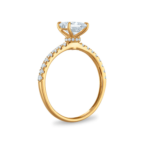 White Diamond Engagement Ring in 10KT Gold