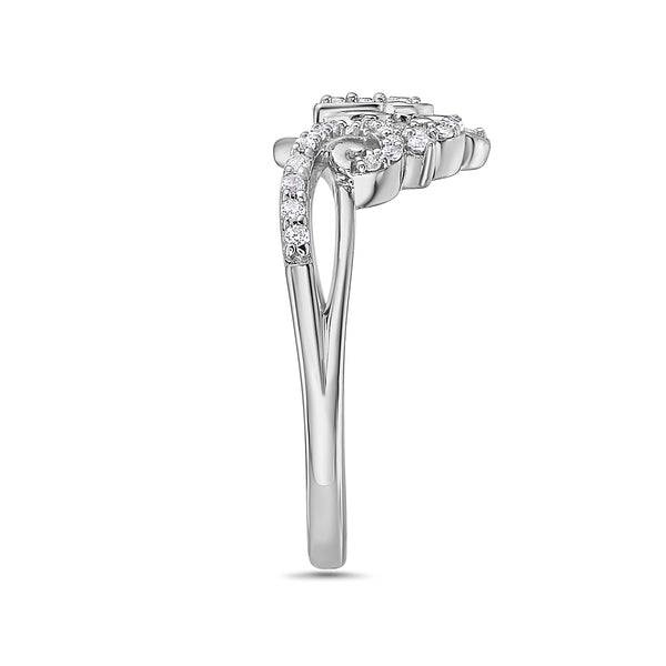 White Diamond Fashion Ring in 10KT Gold