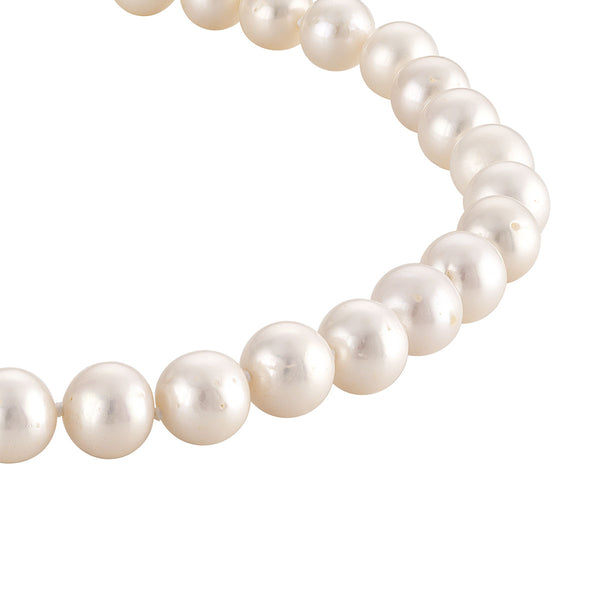 White Pearl Necklace in 14KT Gold