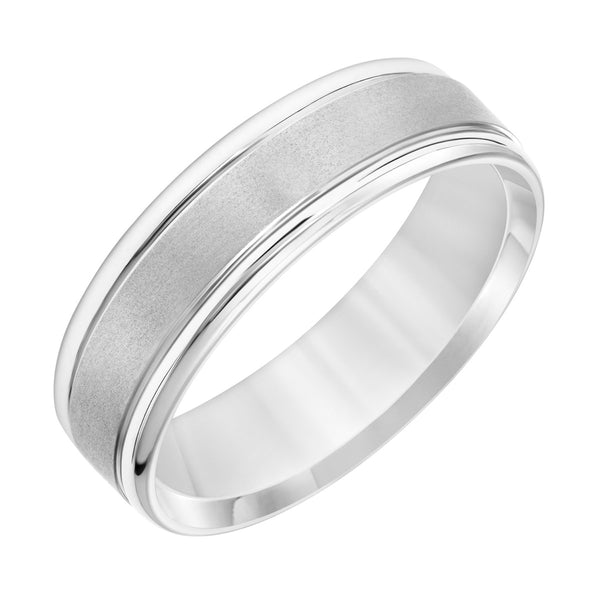 6.5MM Wedding Ring in 10KT Gold. Size 10