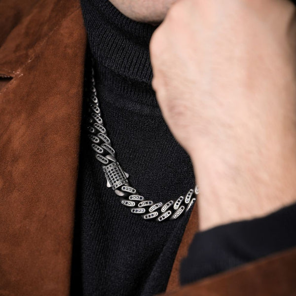 Inox 24-inch 12MM Black PVD Stainless Steel Curb Chain with Black Spinel
