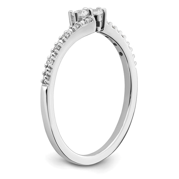 1/6 CTW Diamond Promise Ring in 14KT White Gold. Size 7