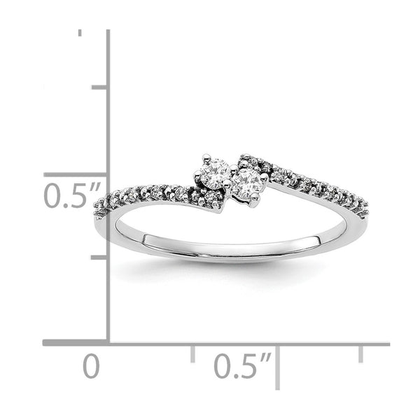 1/6 CTW Diamond Promise Ring in 14KT White Gold. Size 7