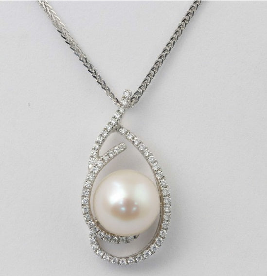 8MM Round Fresh Water Pearl and Cubic Zirconia Filigree 18" Pendant in Sterling Silver